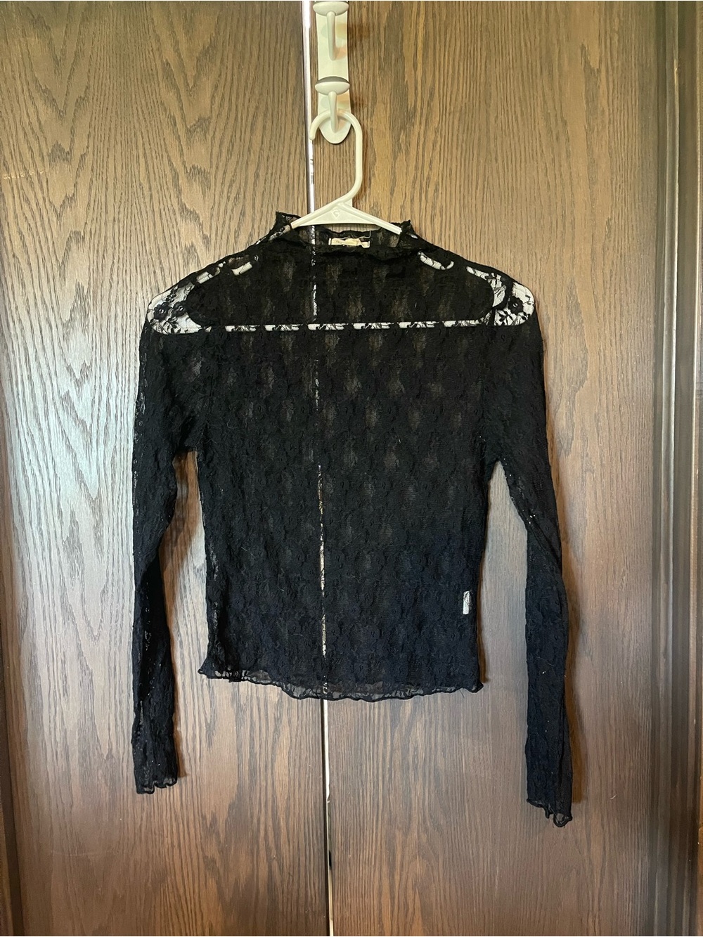 Moa Moa Black Sheer Lace Long-Sleeve Top